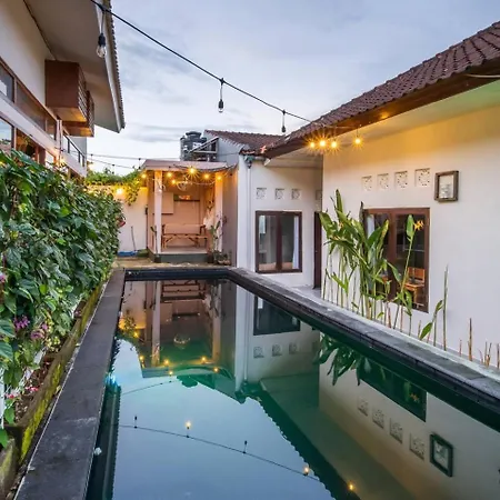 Charming Apartment With Private Kitchen And Shared Pool